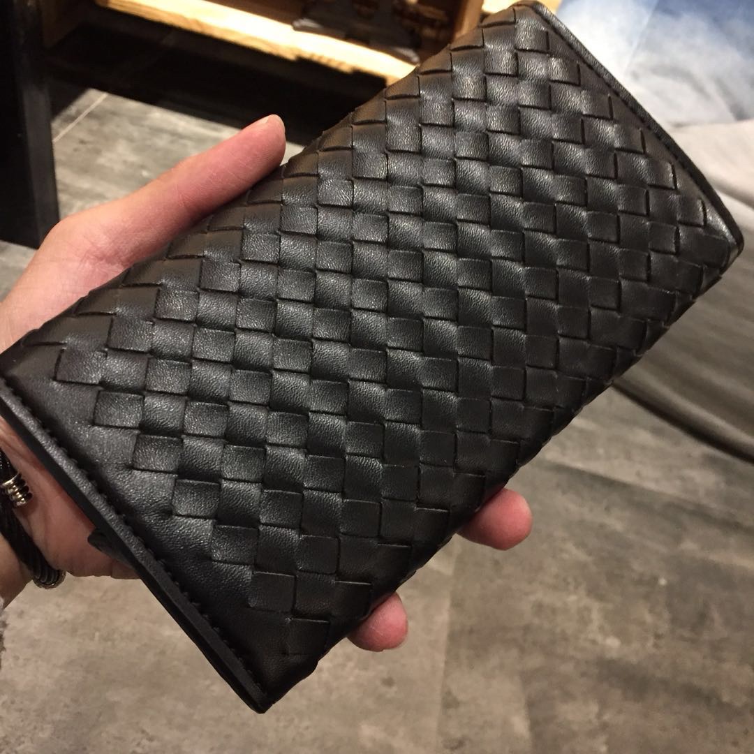 個性的なデザ 人気ブランドボッテガヴェネタ Bottega Veneta 実物の写真 N品スーパーコピー代引き対応国内発送後払い安全必ず届く優良サイト